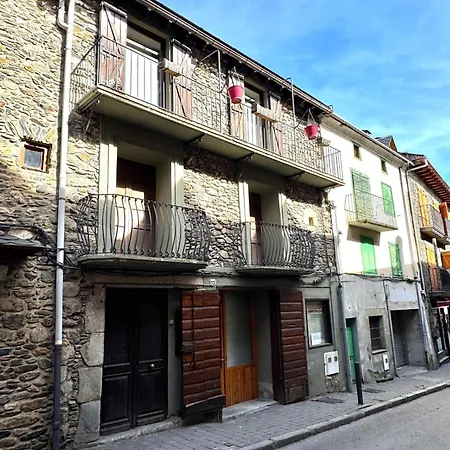 Centro Historico * Llivia