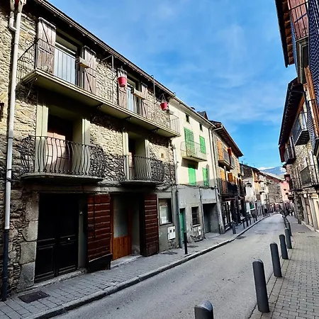 Centro Historico * Llivia